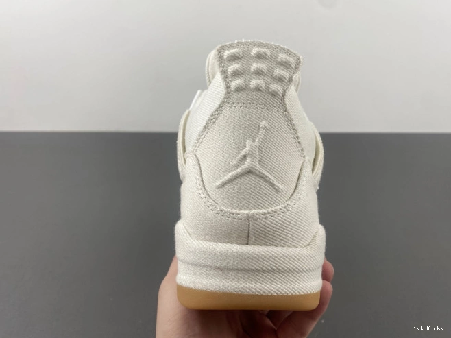 'White' x AO2571-100 Jordan Air 4 Levi's 0602